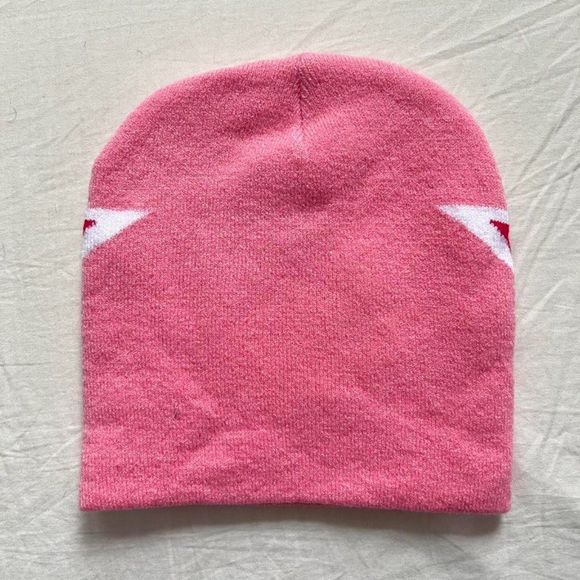 Y2K 2000s grunge punk pink and red star design beanie - Picture 6 of 6